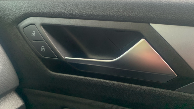 Volkswagen T-Roc 1.0 TSI Life 5dr Petrol Hatchback